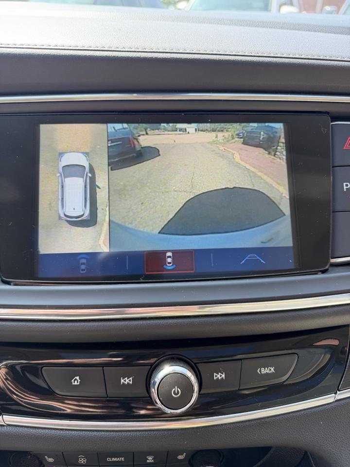 Buick Enclave AWD 4dr Essence 2018