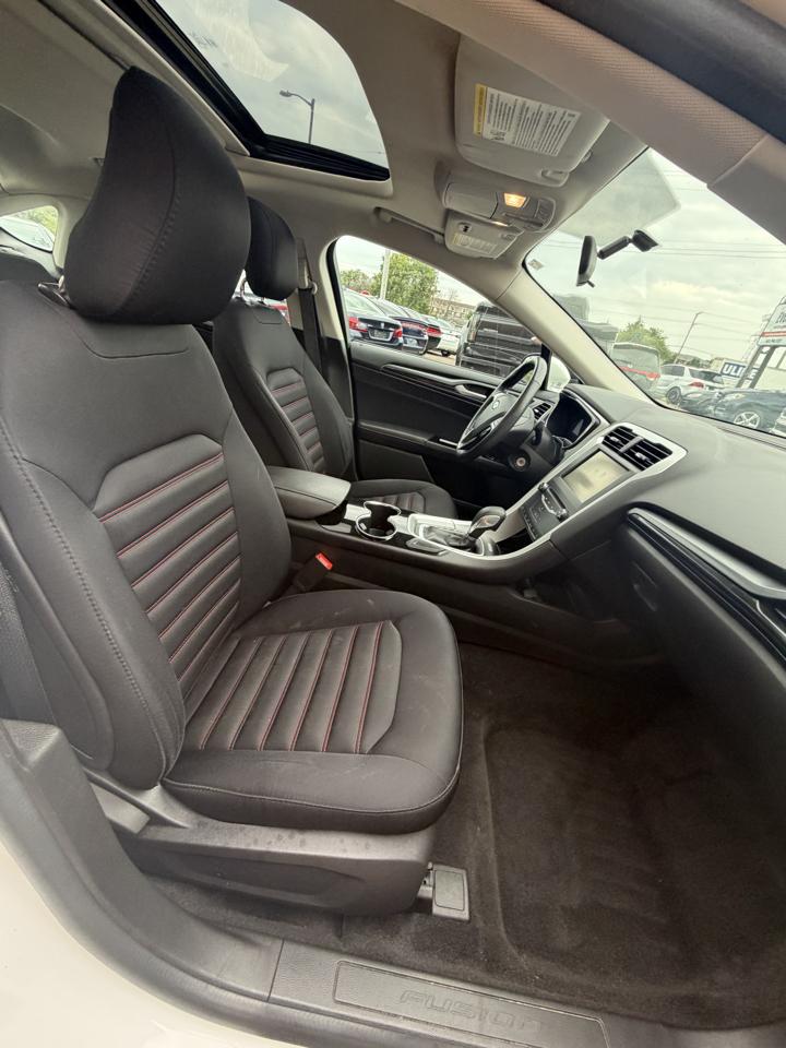 Ford Fusion 4dr Sdn SE FWD 2014