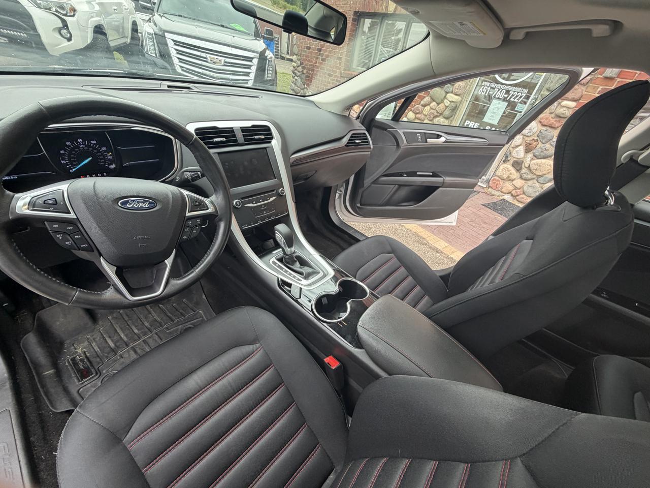 Ford Fusion 4dr Sdn SE FWD 2014
