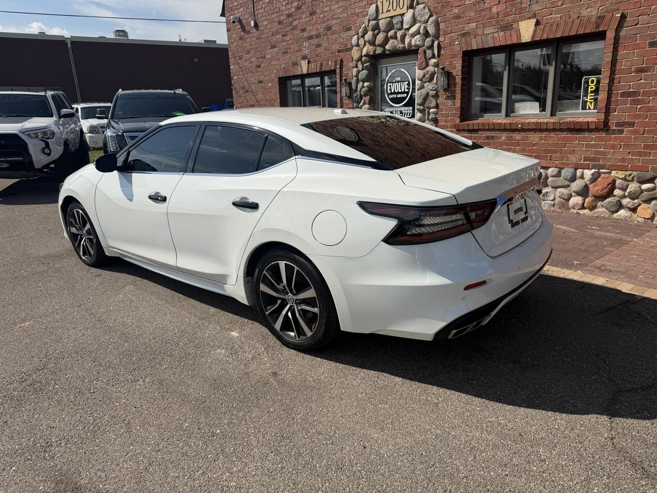 Nissan Maxima SV 3.5L 2021