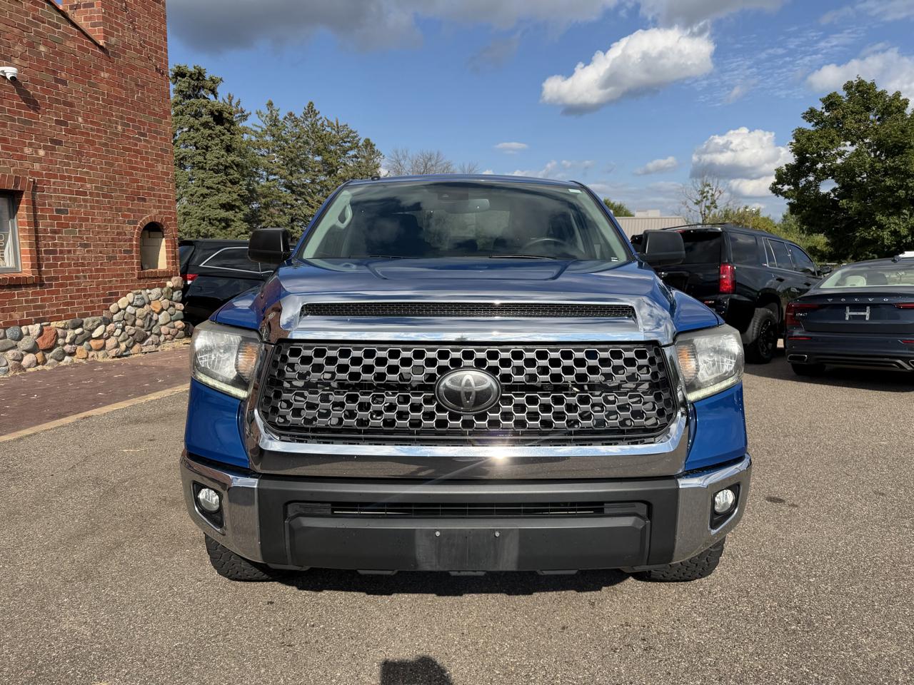 Toyota Tundra SR5 CrewMax 2WD 2018