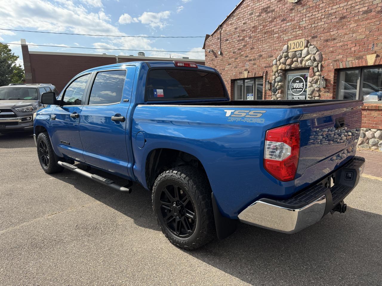 Toyota Tundra SR5 CrewMax 2WD 2018