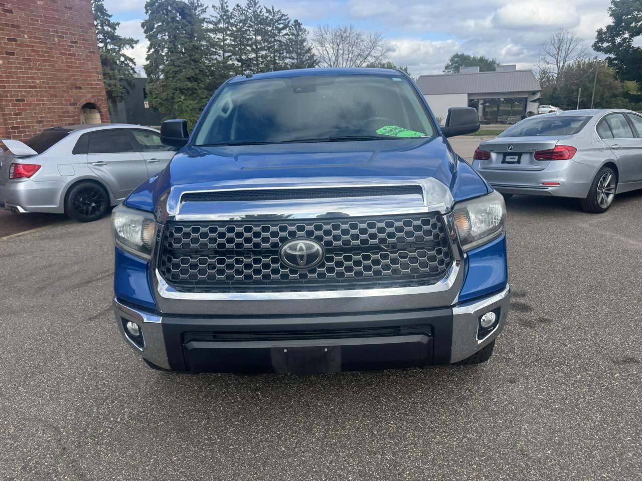 Toyota Tundra SR5 CrewMax 2WD 2018