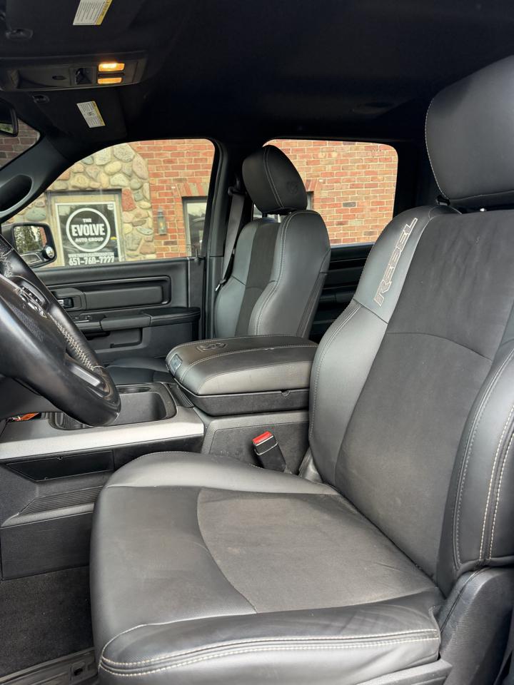RAM 1500 Rebel 4x4 Crew Cab 5'7" Box 2017