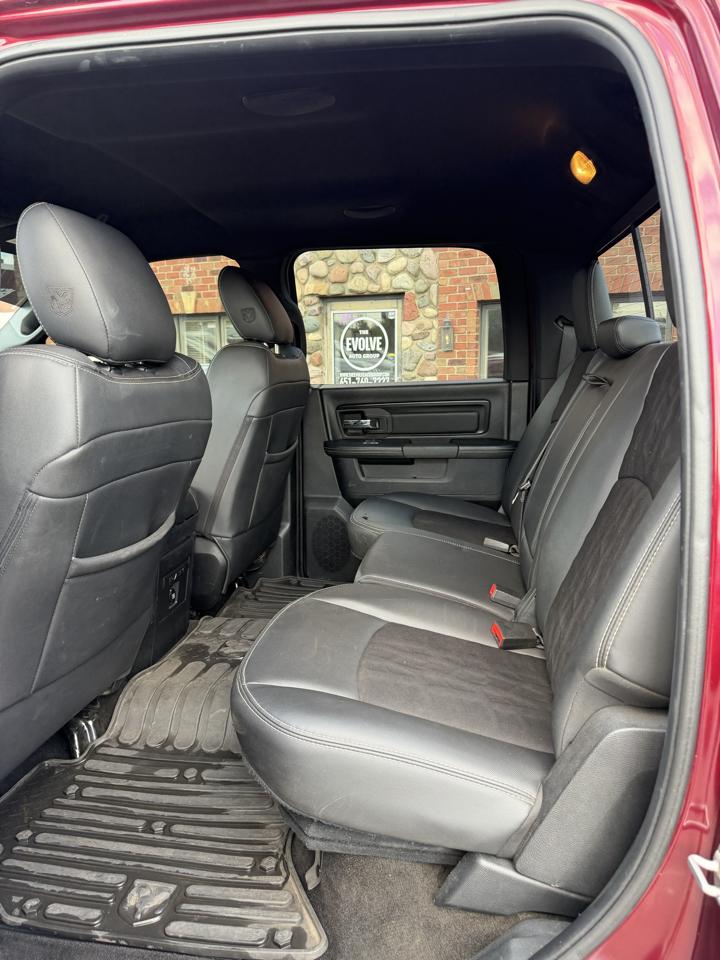 RAM 1500 Rebel 4x4 Crew Cab 5'7" Box 2017