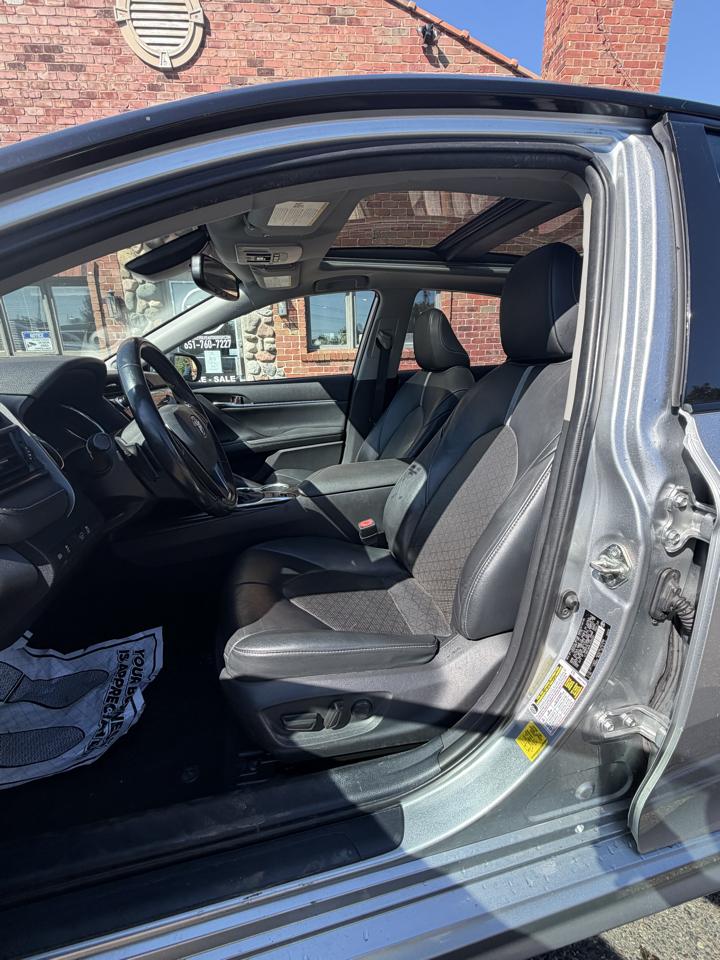 Toyota Camry XSE Auto (Natl) 2020
