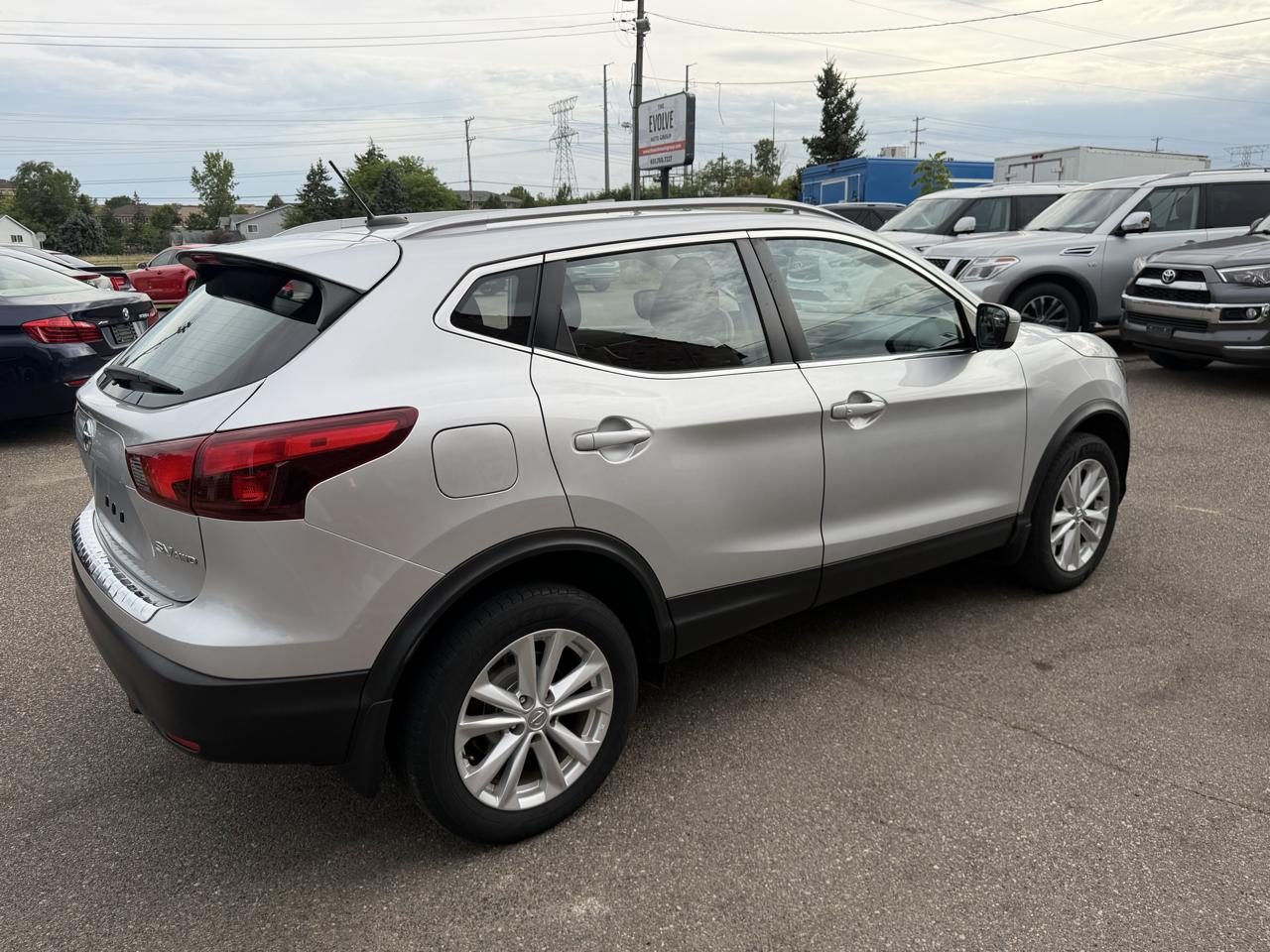 Nissan Rogue Sport AWD SV 2017
