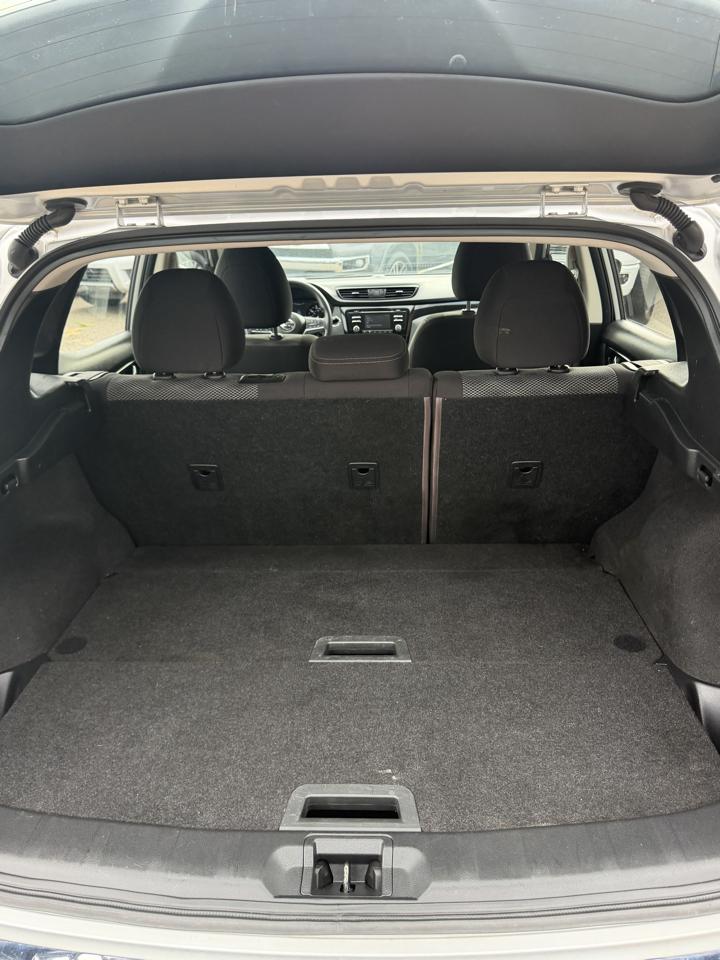 Nissan Rogue Sport AWD SV 2017