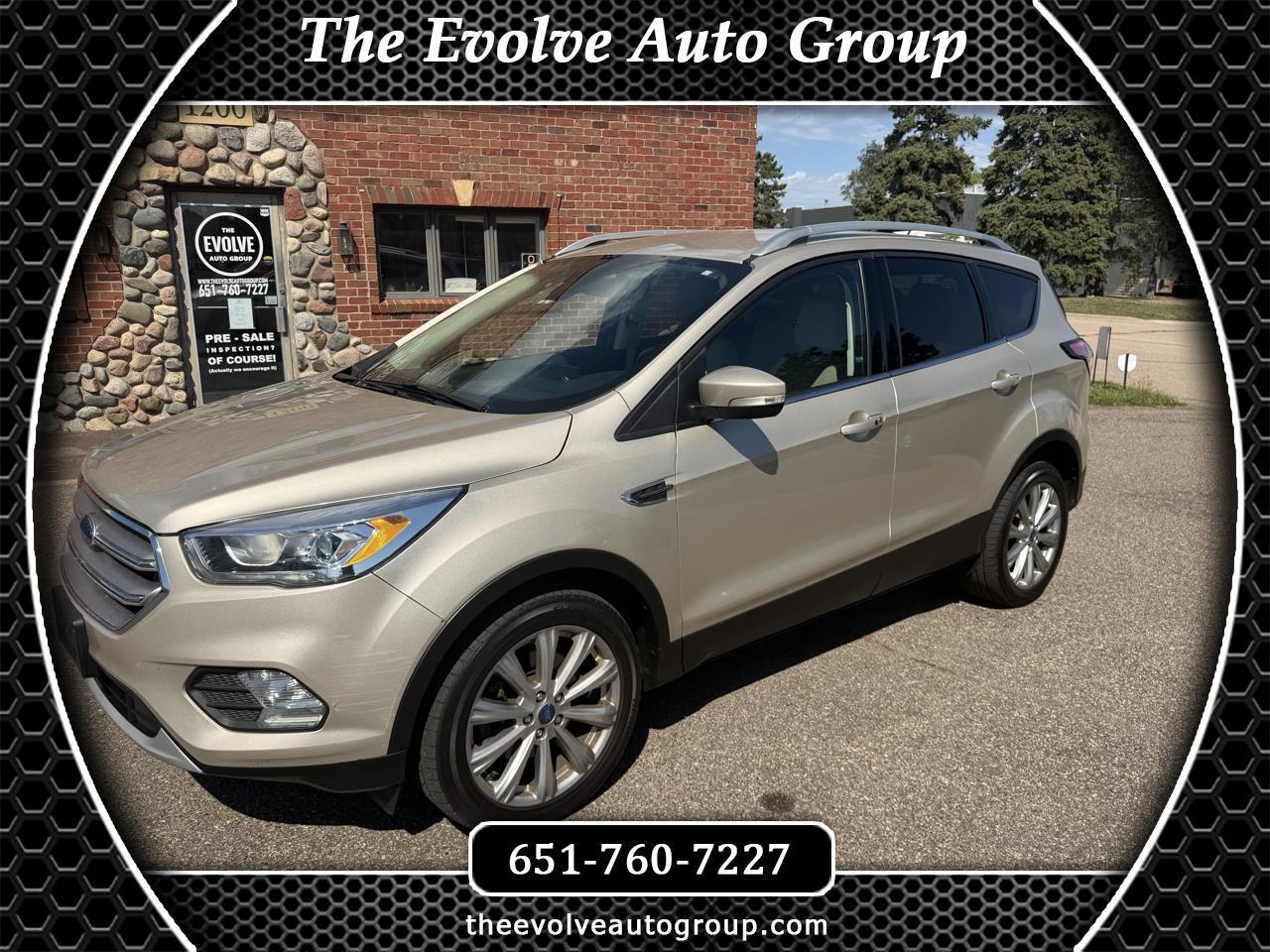 Ford Escape Titanium 4WD 2017