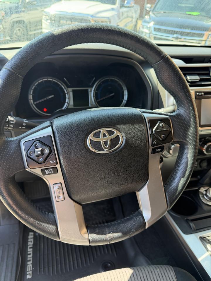 Toyota 4Runner TRD Off Road Premium 4WD (Natl) 2019