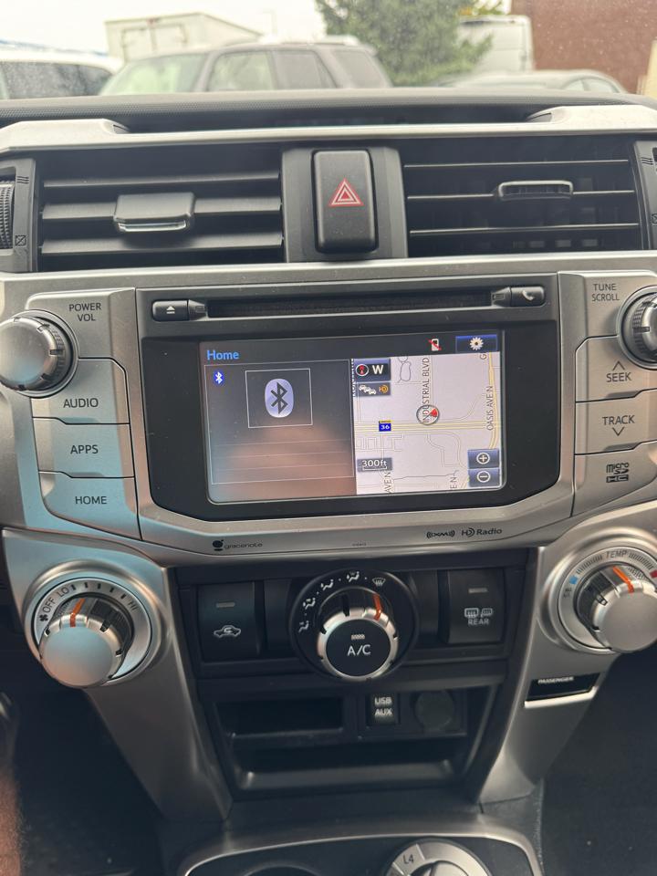Toyota 4Runner SR5 4WD (Natl) 2019