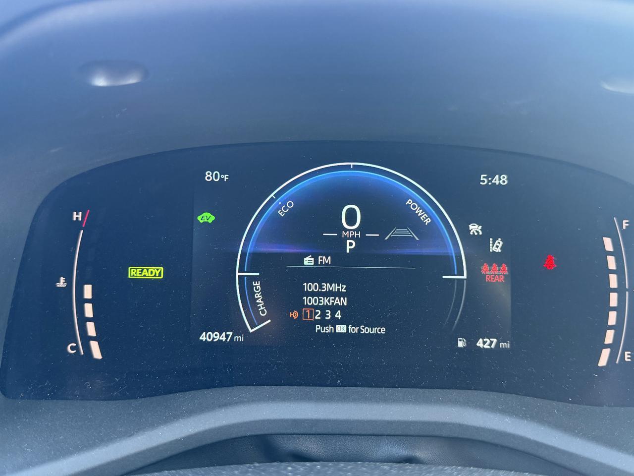 Toyota Camry SE Hyb 4D Sedan FWD 2025