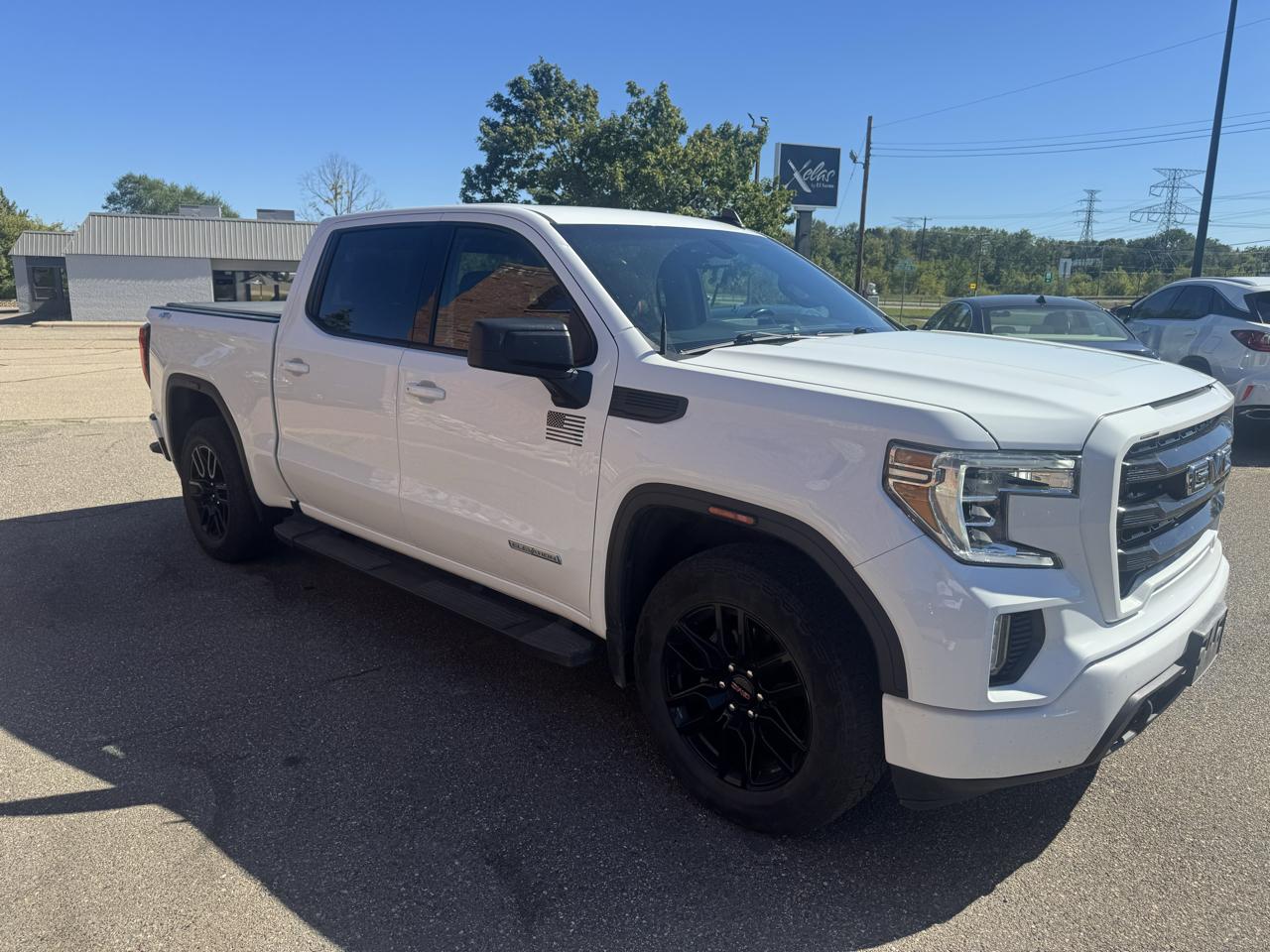 GMC Sierra 1500 4WD Crew Cab 147" Elevation 2021
