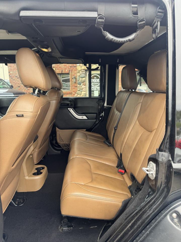 Jeep Wrangler Unlimited 4WD 4dr Rubicon 2015