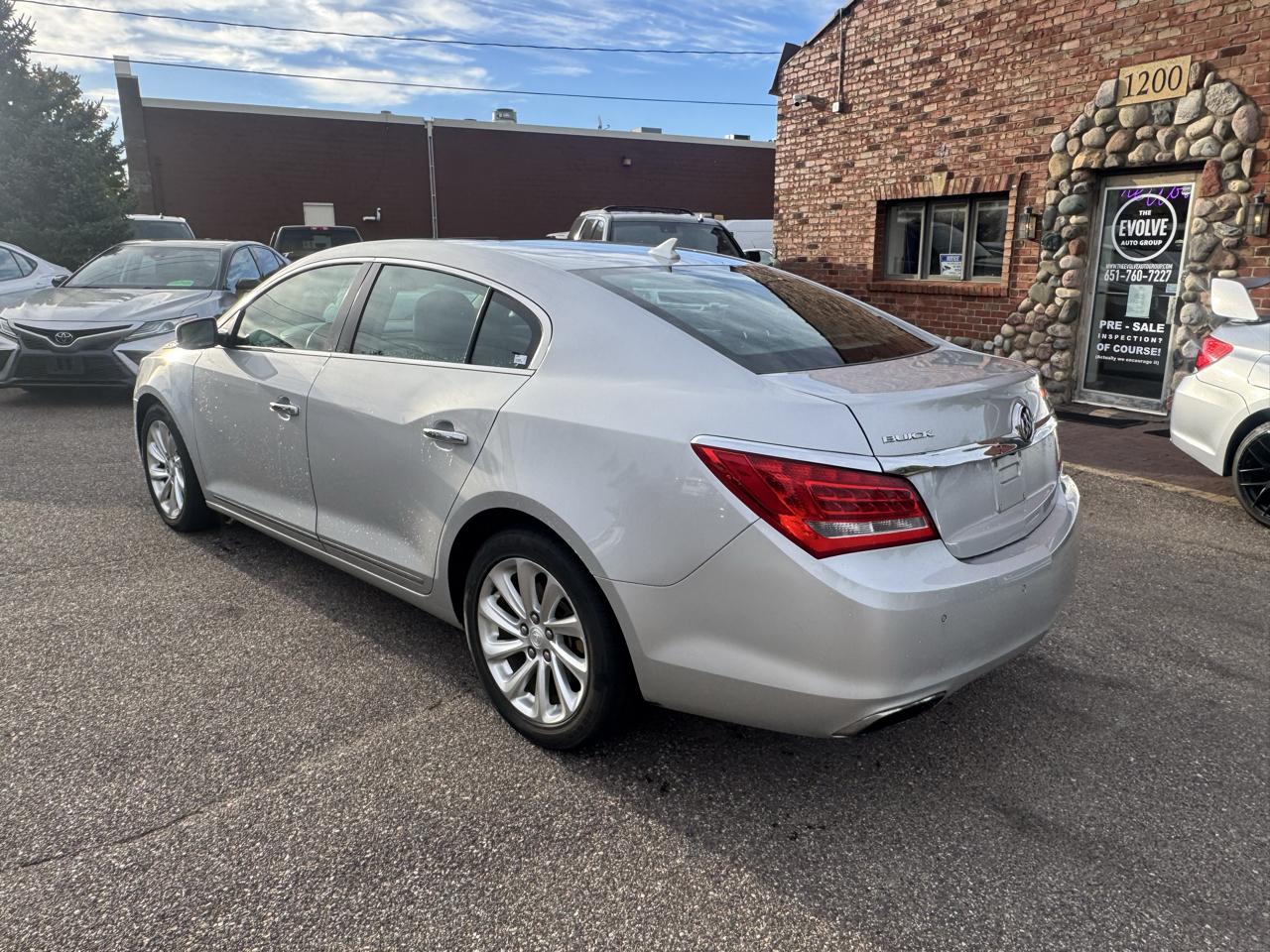 Buick LaCrosse 4dr Sdn Leather FWD 2014