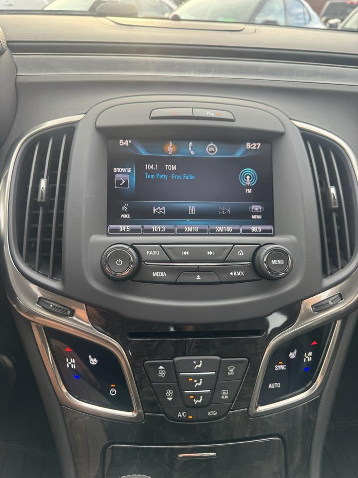 Buick LaCrosse 4dr Sdn Leather FWD 2014
