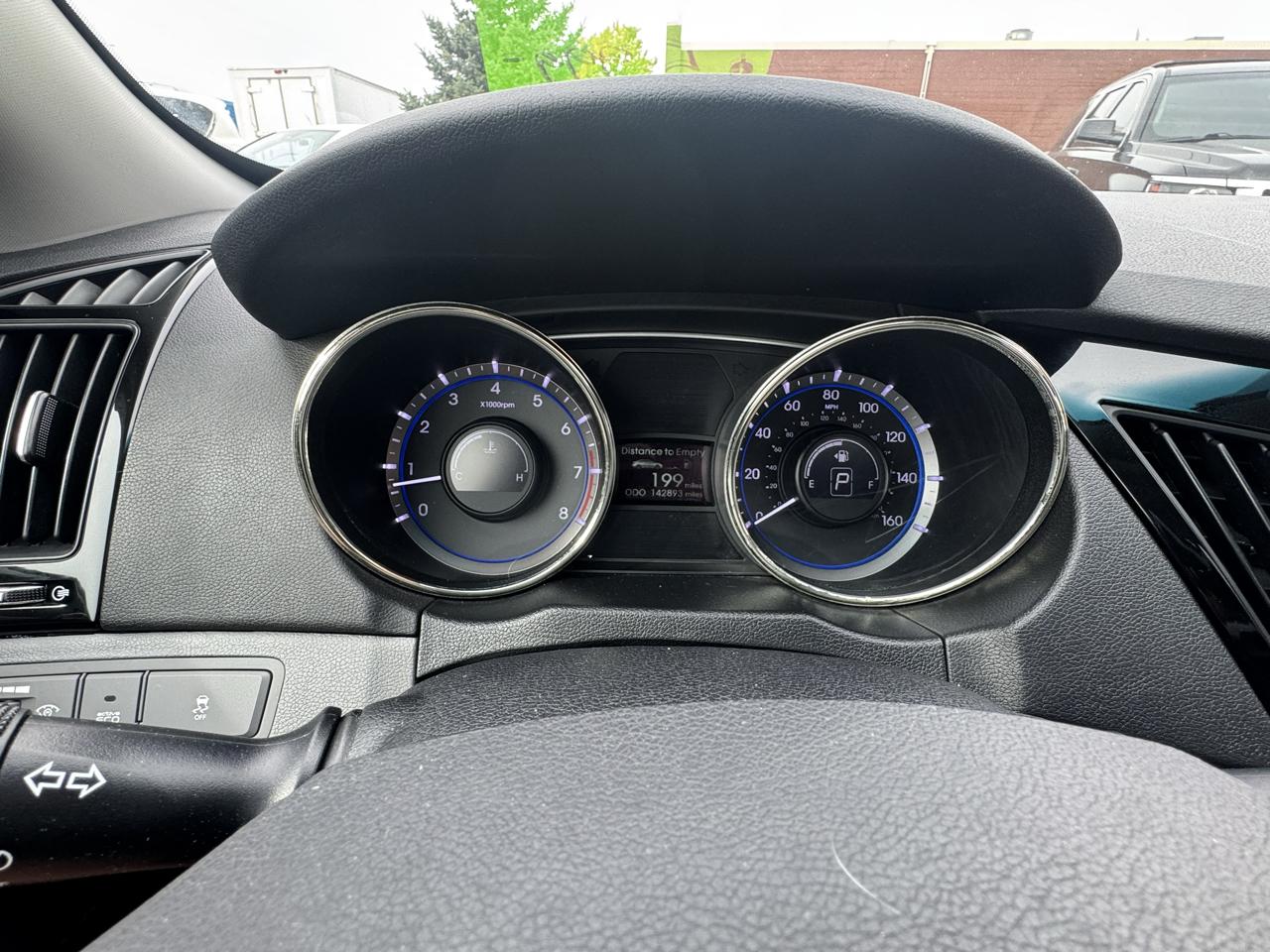 Hyundai Sonata 4dr Sdn 2.4L Auto Ltd 2011