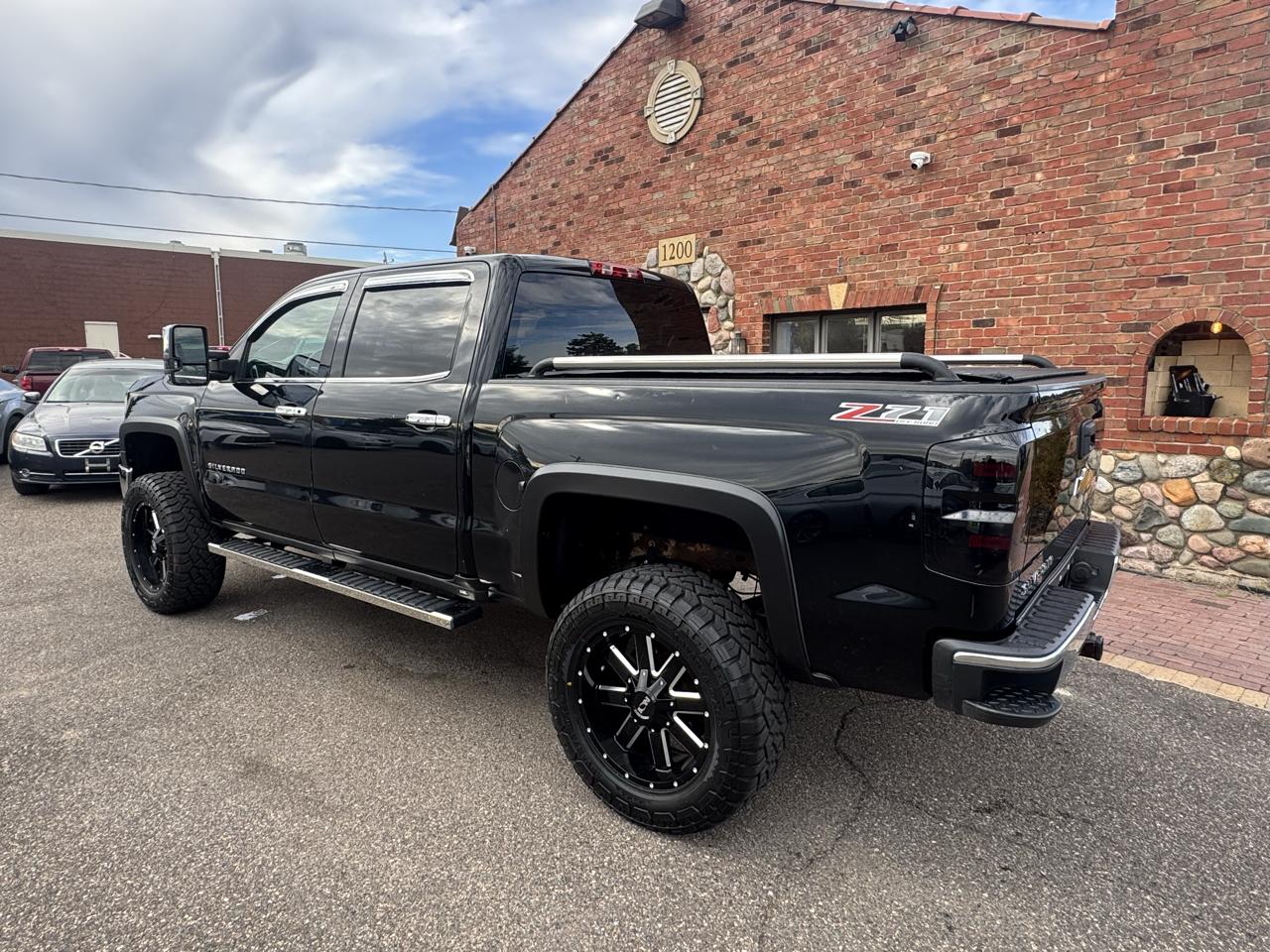 Chevrolet Silverado 1500 4WD Crew Cab 143.5" LT w/2LT 2014