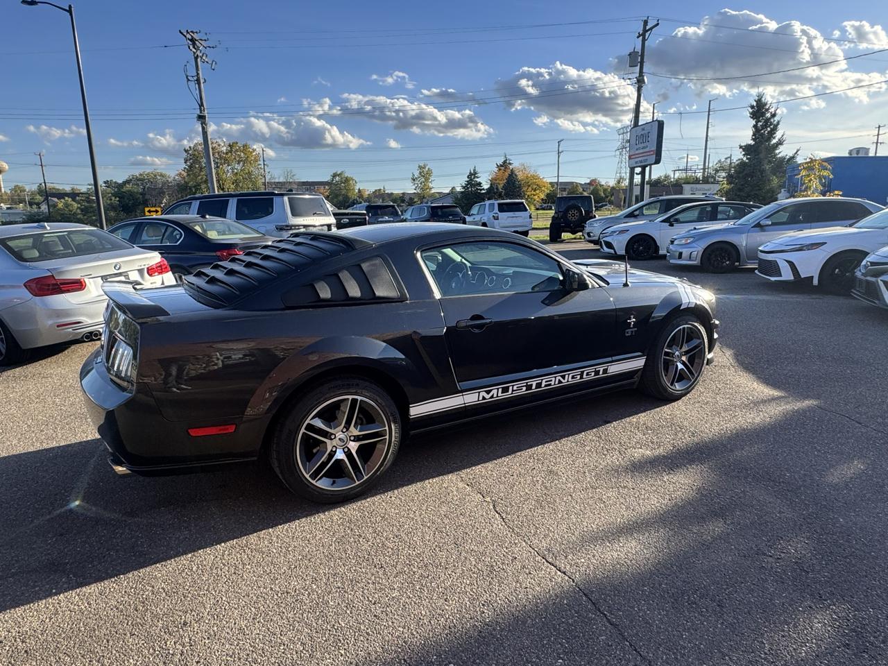 Ford Mustang 2dr Cpe GT Deluxe 2007