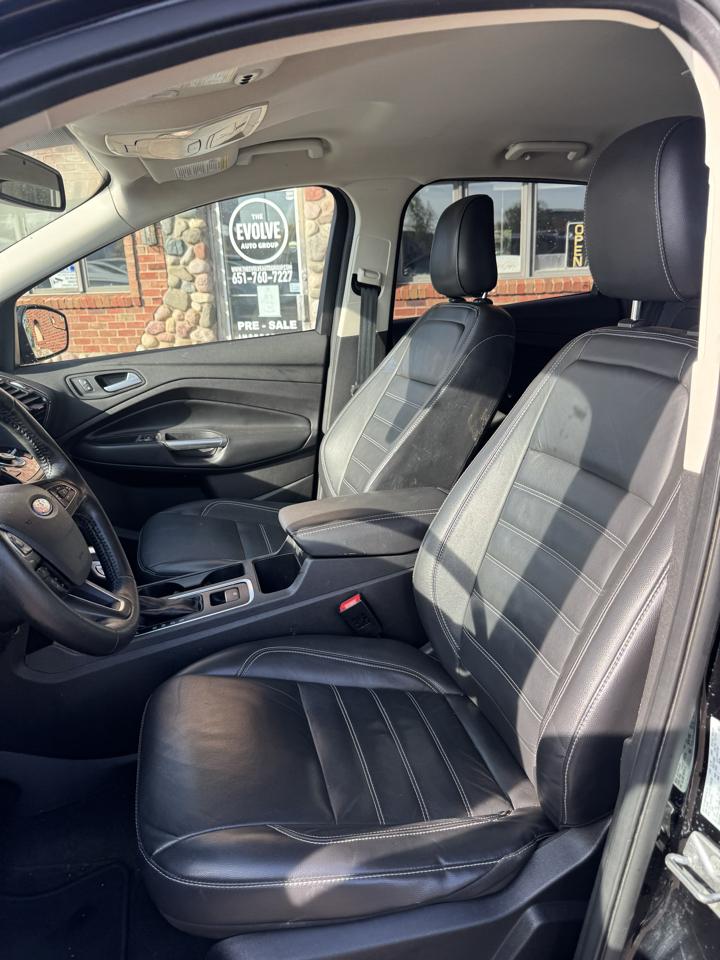 Ford Escape Titanium 4WD 2019