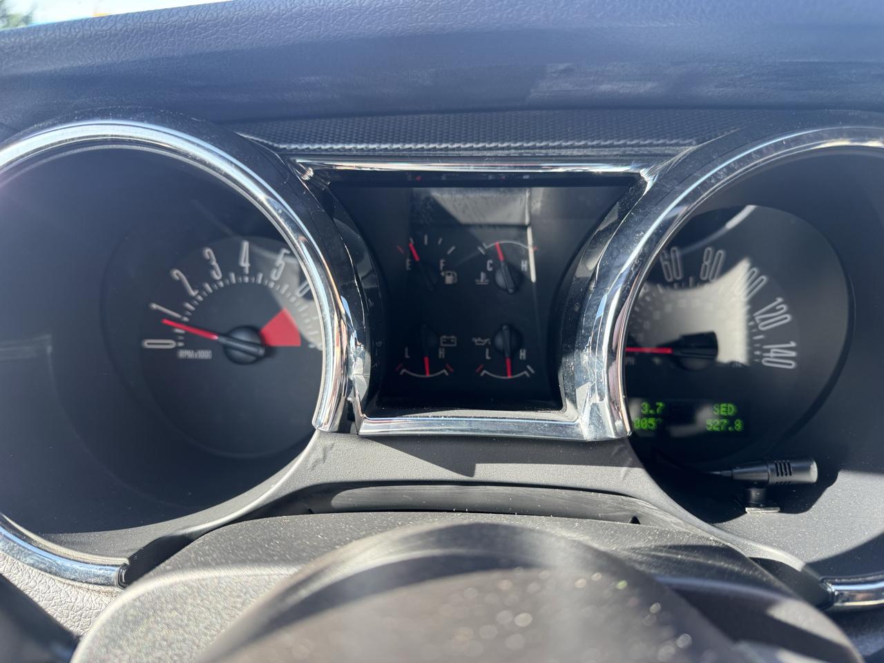 Ford Mustang 2dr Cpe GT Deluxe 2007