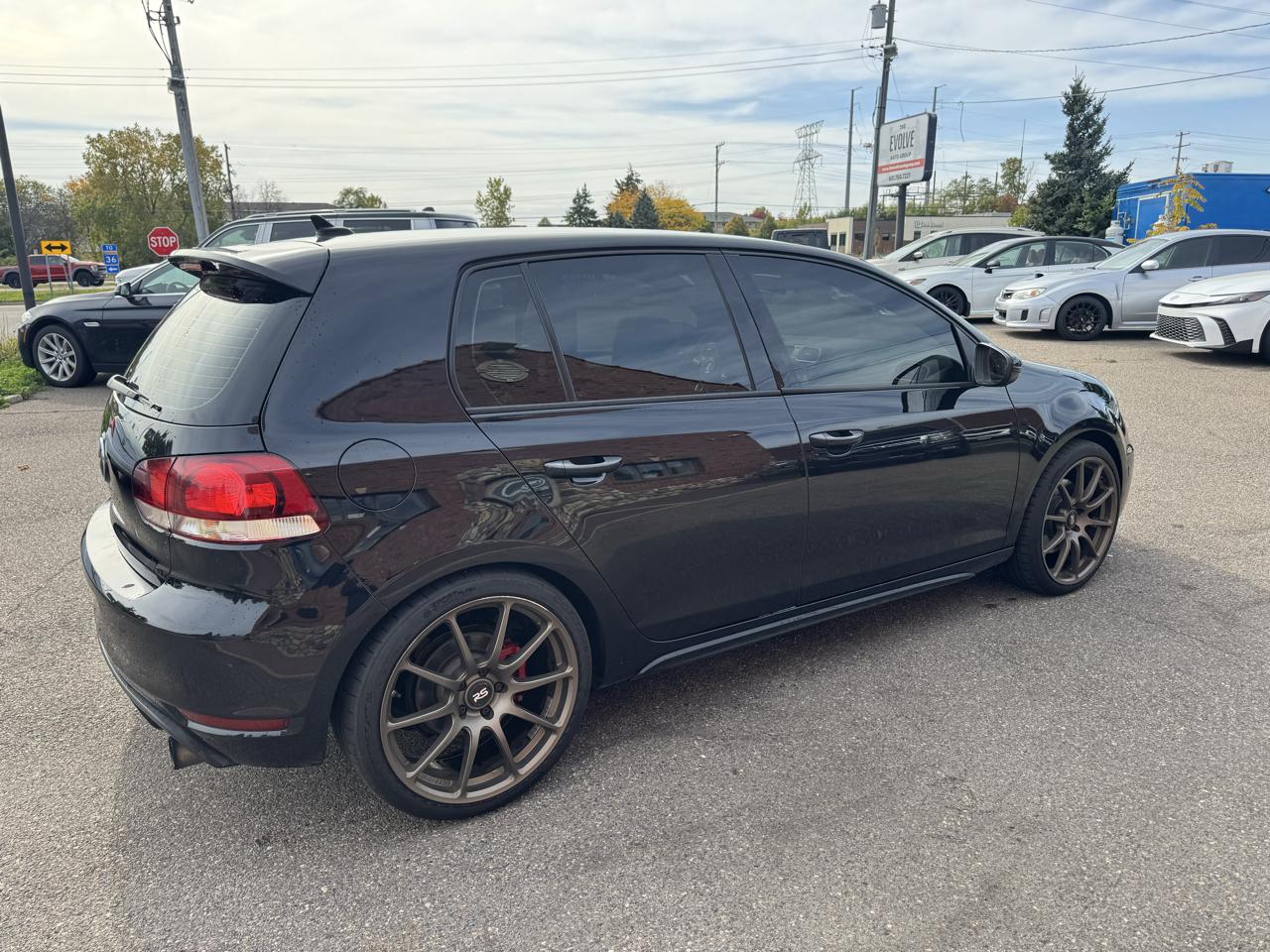 Volkswagen GTI 4dr HB DSG 2012