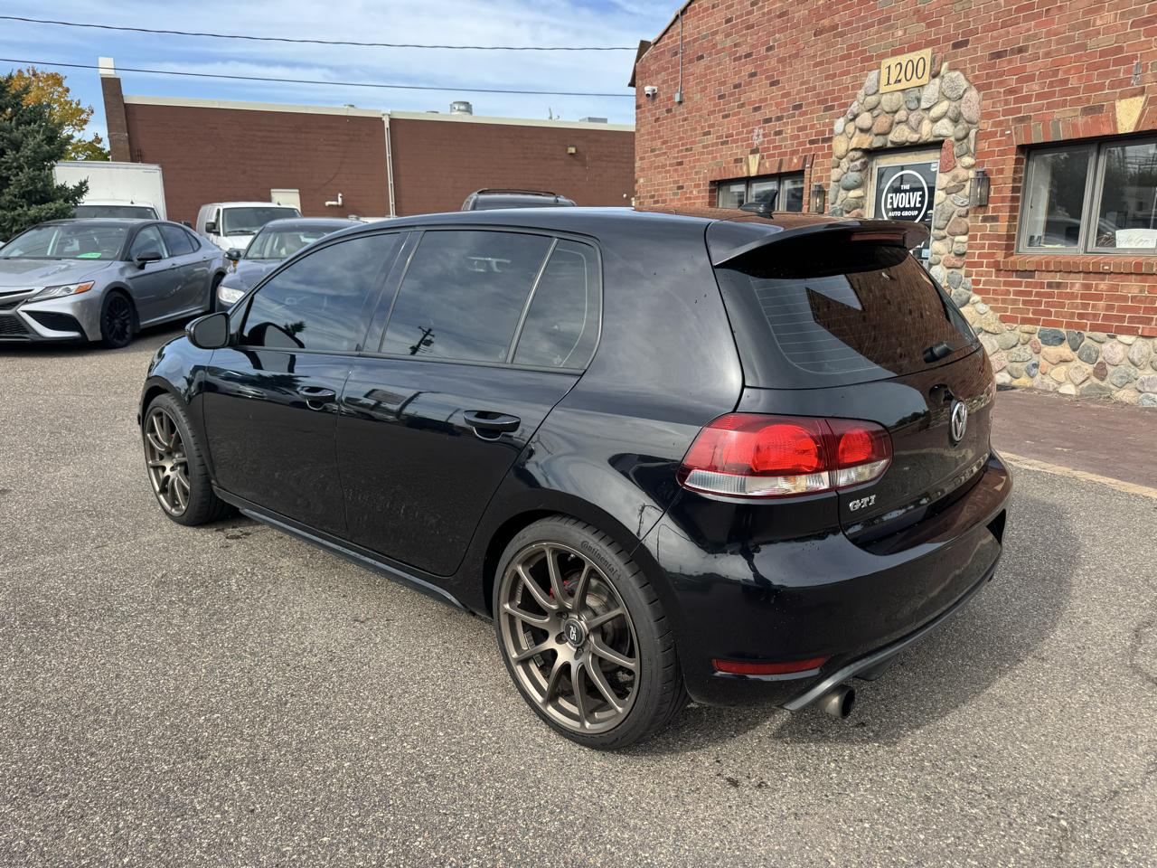 Volkswagen GTI 4dr HB DSG 2012