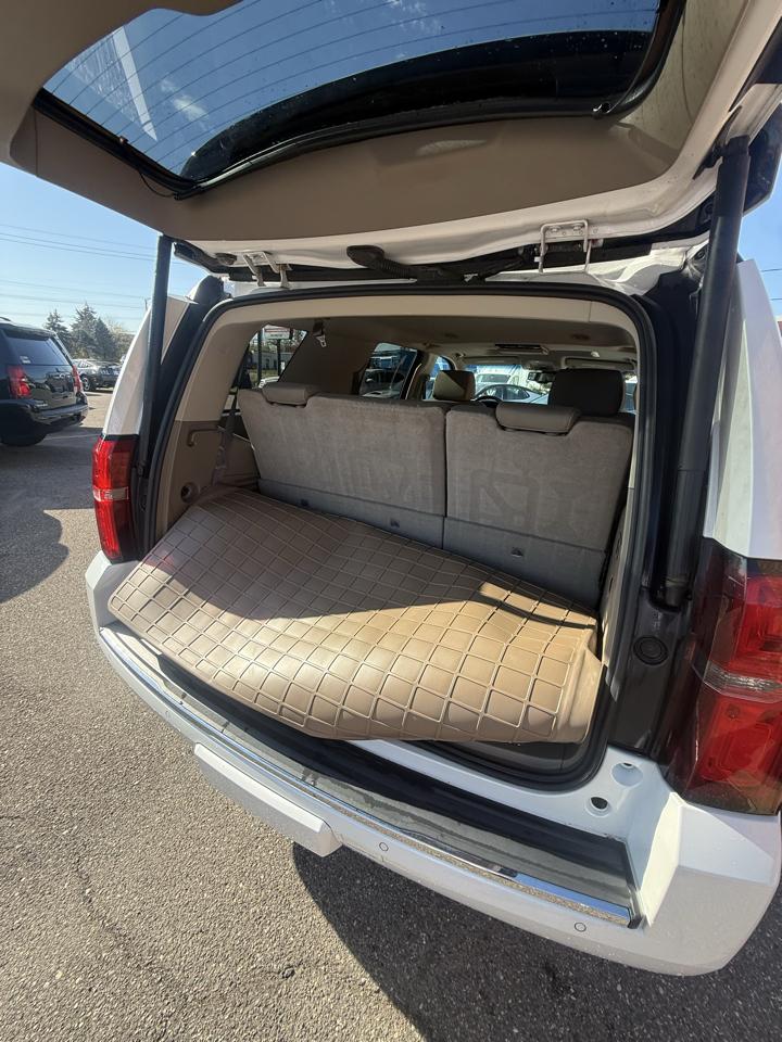 Chevrolet Tahoe 4WD 4dr Premier 2017