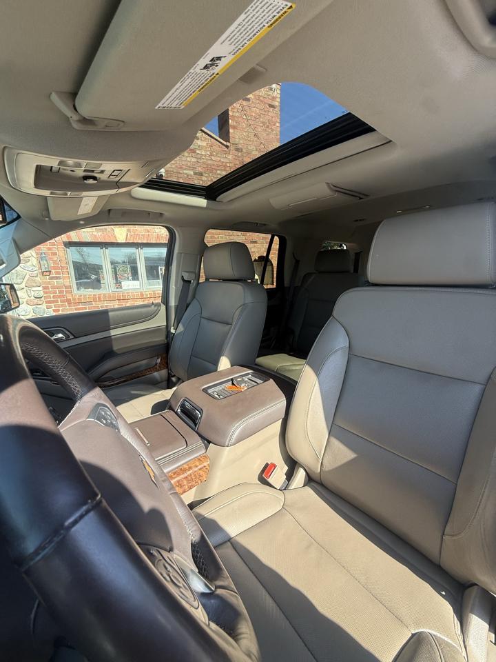 Chevrolet Tahoe 4WD 4dr Premier 2017