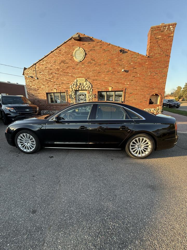 Audi A8 4dr Sdn 4.0T 2014