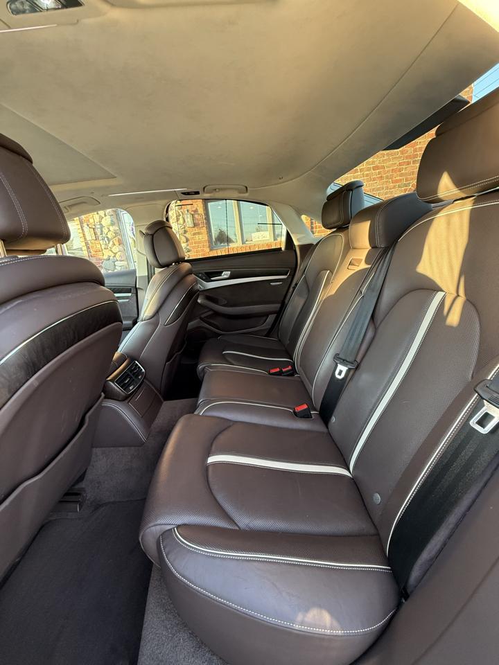 Audi A8 4dr Sdn 4.0T 2014
