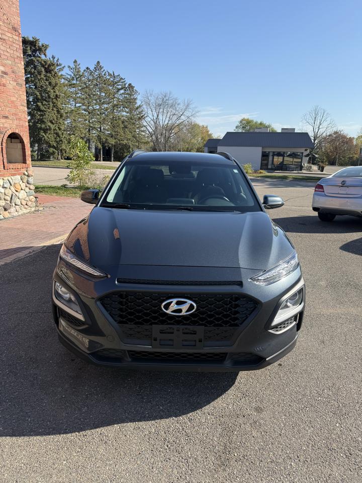 Hyundai Kona SEL Auto AWD 2021