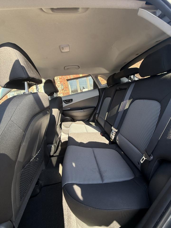 Hyundai Kona SEL Auto AWD 2021