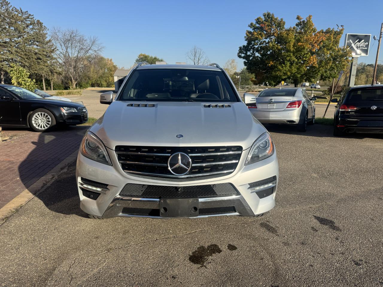 Mercedes-Benz M-Class 4MATIC 4dr ML 550 2014
