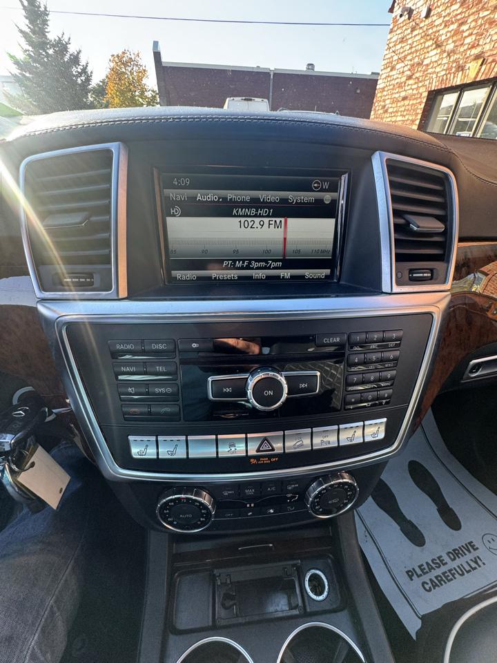 Mercedes-Benz M-Class 4MATIC 4dr ML 550 2014