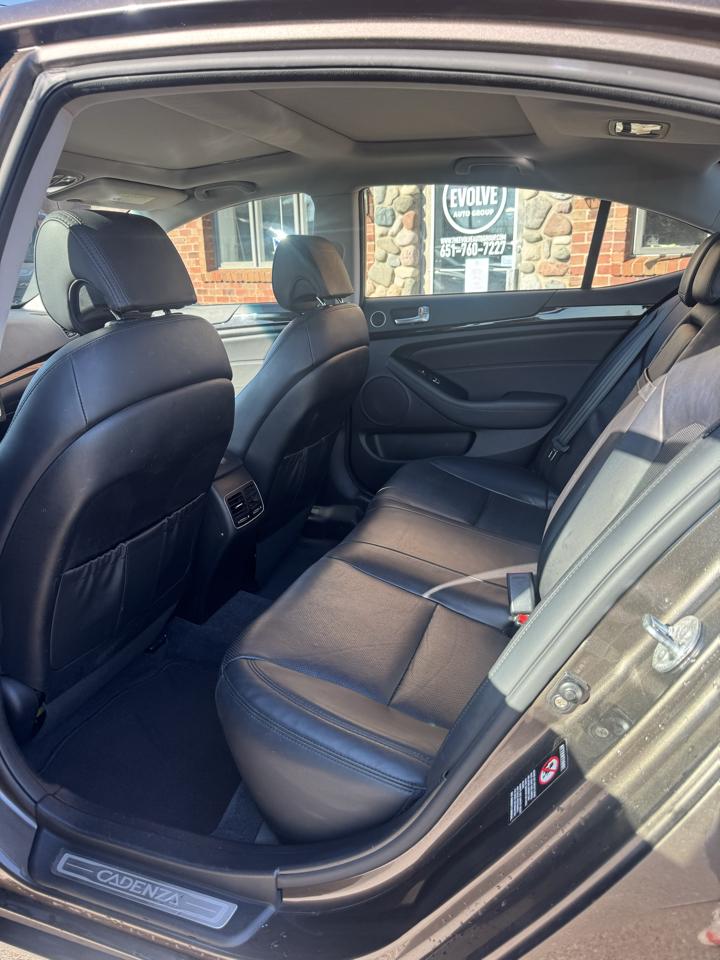 Kia Cadenza 4dr Sdn Premium 2014
