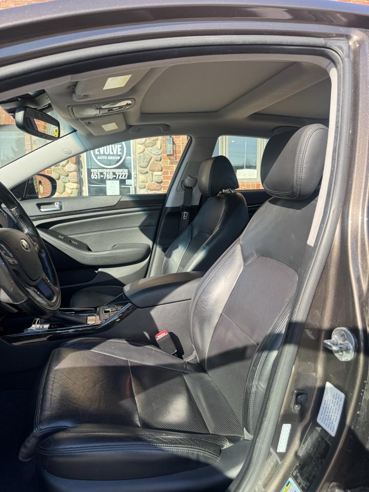 Kia Cadenza 4dr Sdn Premium 2014