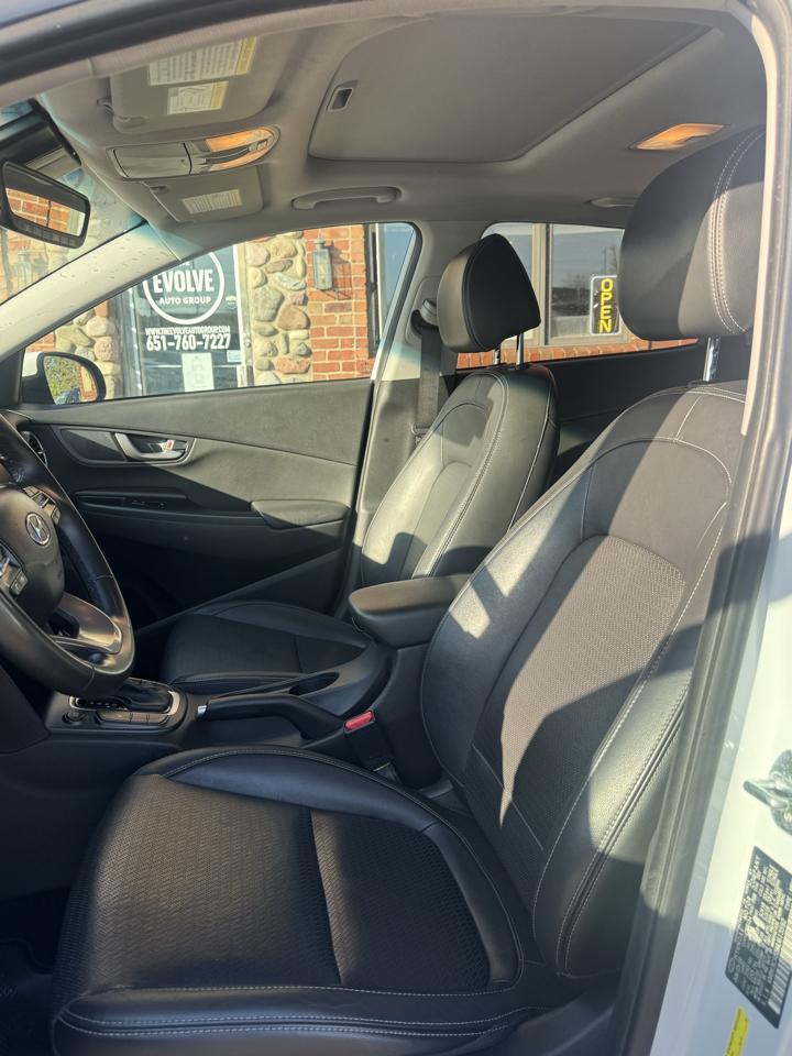 Hyundai Kona Limited AWD 2021