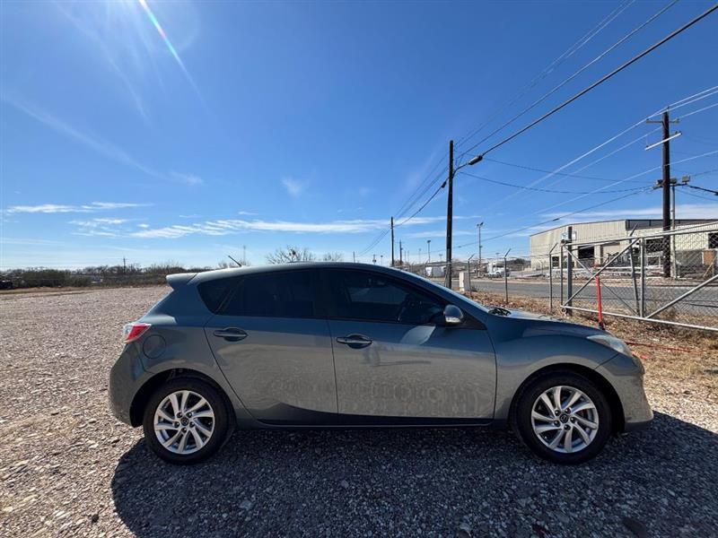 Mazda MAZDA3 i Grand Touring MT 5-Door 2013