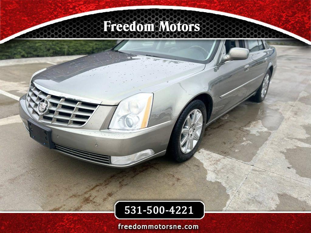2011 Cadillac DTS Premium w/ Navi