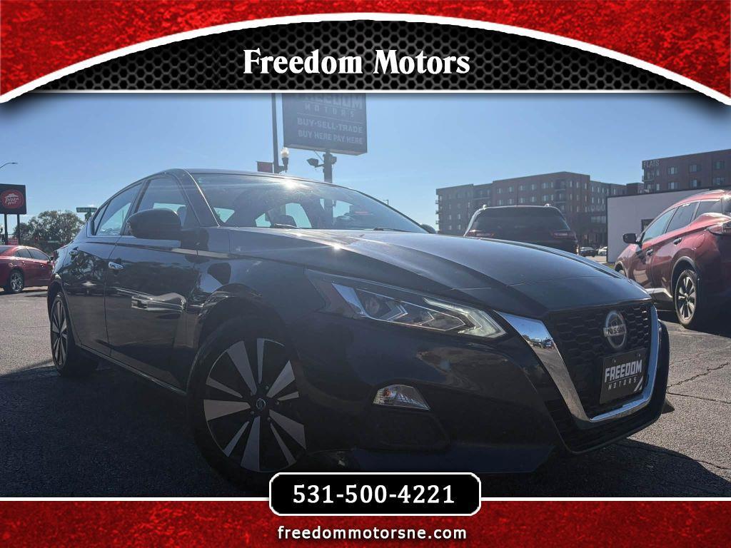 2022 Nissan Altima 2.5 SV