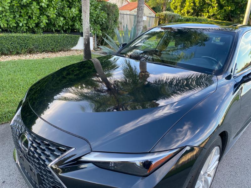 Lexus IS 300 RWD 2021