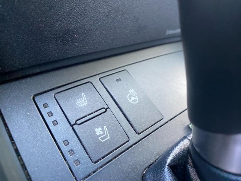 Lexus IS 300 RWD 2021