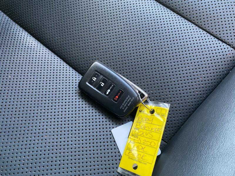 Lexus IS 300 RWD 2021