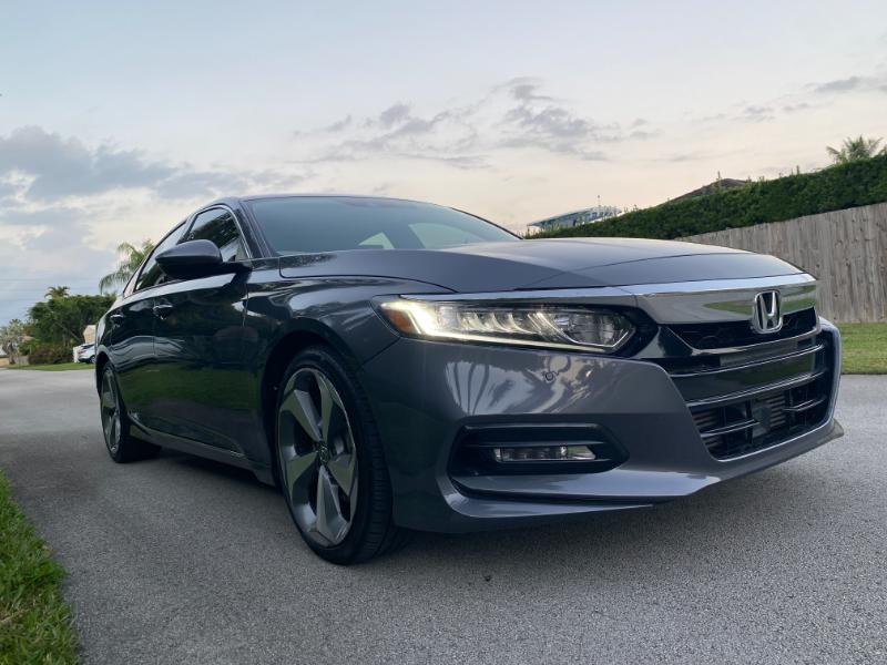 Honda Accord Touring 2.0T 2020