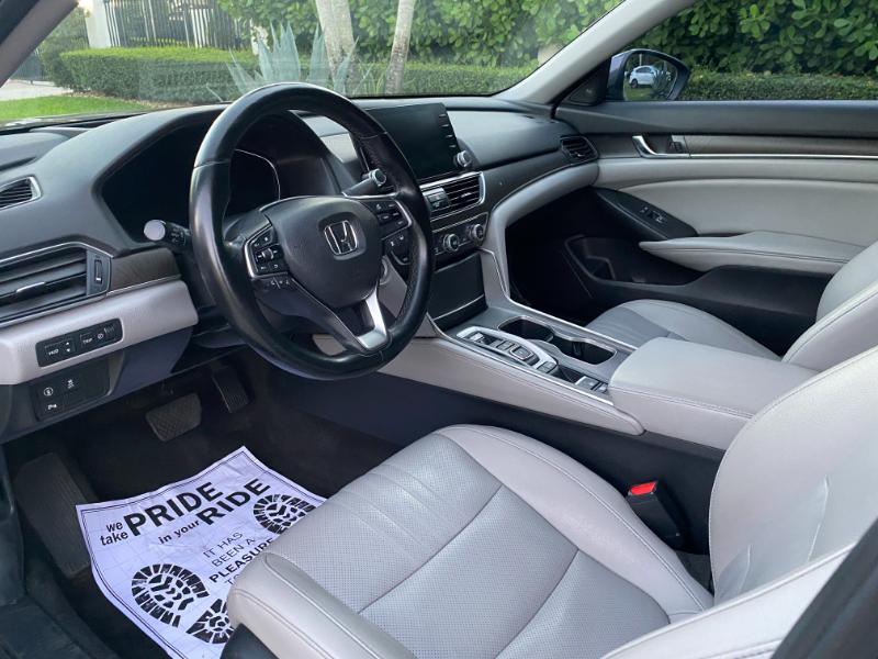 Honda Accord Touring 2.0T 2020