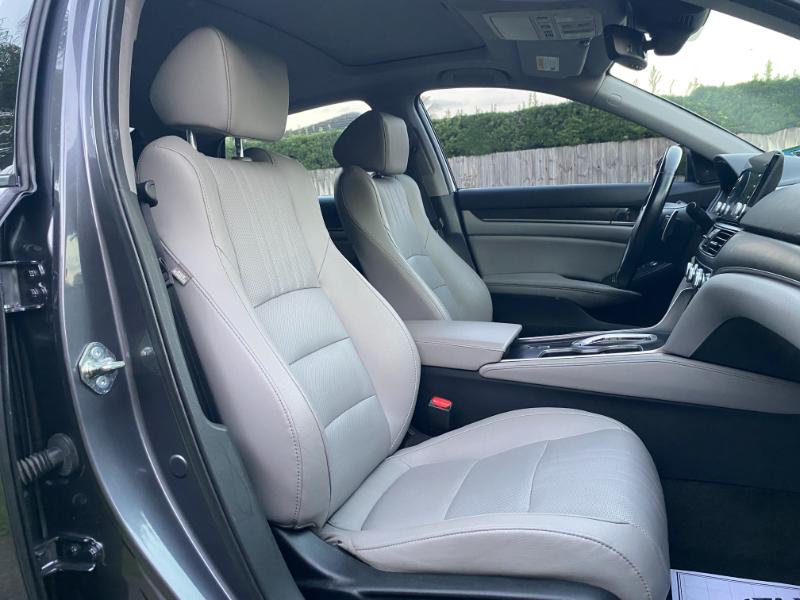 Honda Accord Touring 2.0T 2020