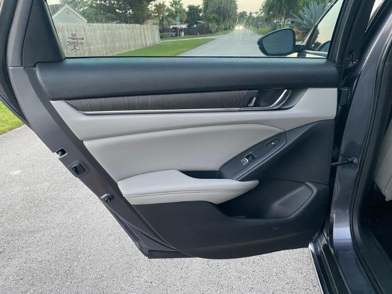 Honda Accord Touring 2.0T 2020