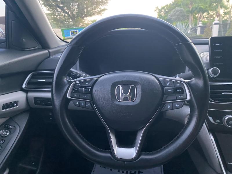 Honda Accord Touring 2.0T 2020
