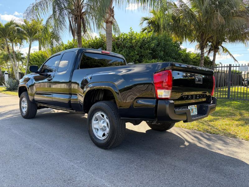 Toyota Tacoma SR5 Access Cab I4 6AT 2WD 2022